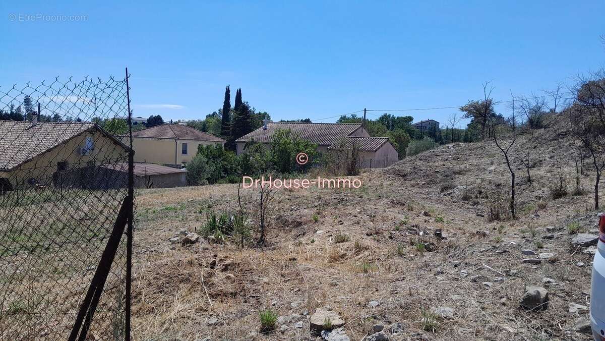 Terrain 2257 m² à Aubenas  - photo 2