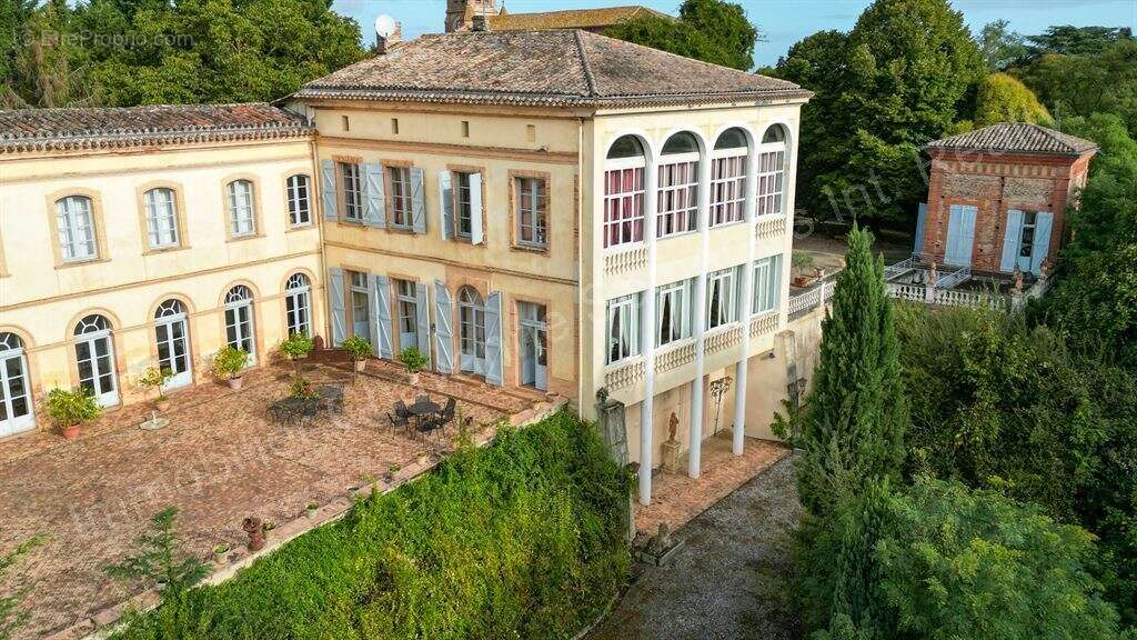 Château du XVIII, toutes commodités à pied - photo 7
