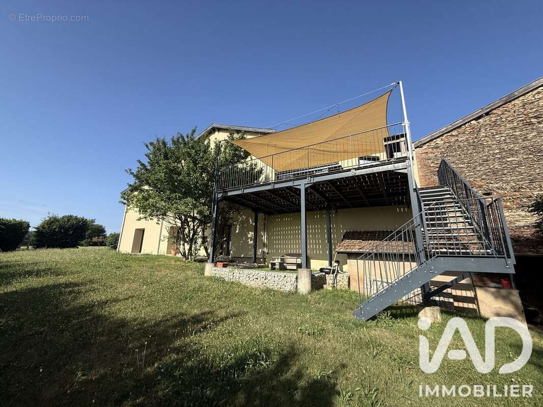 Photo 9 - Maison à CHARNAY-LES-MACON