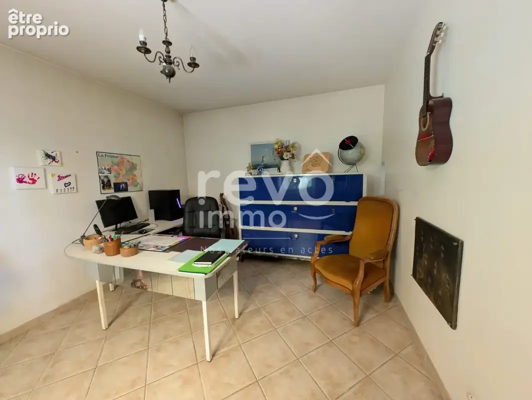 Vivre de plain-pied, au calme, avec piscine et jardin arboré ! - photo 13