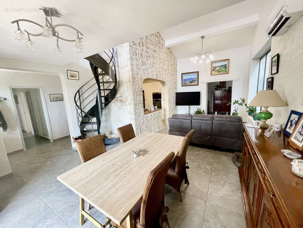 n°1 - Maison à MARSEILLE-13E