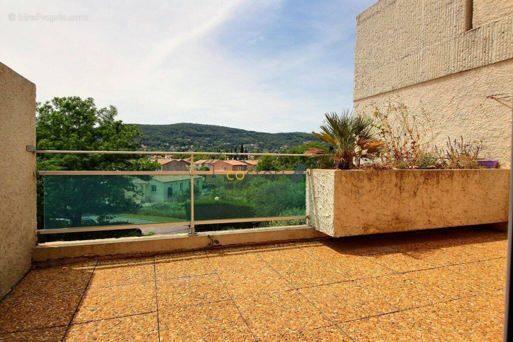 Appartement à DRAGUIGNAN