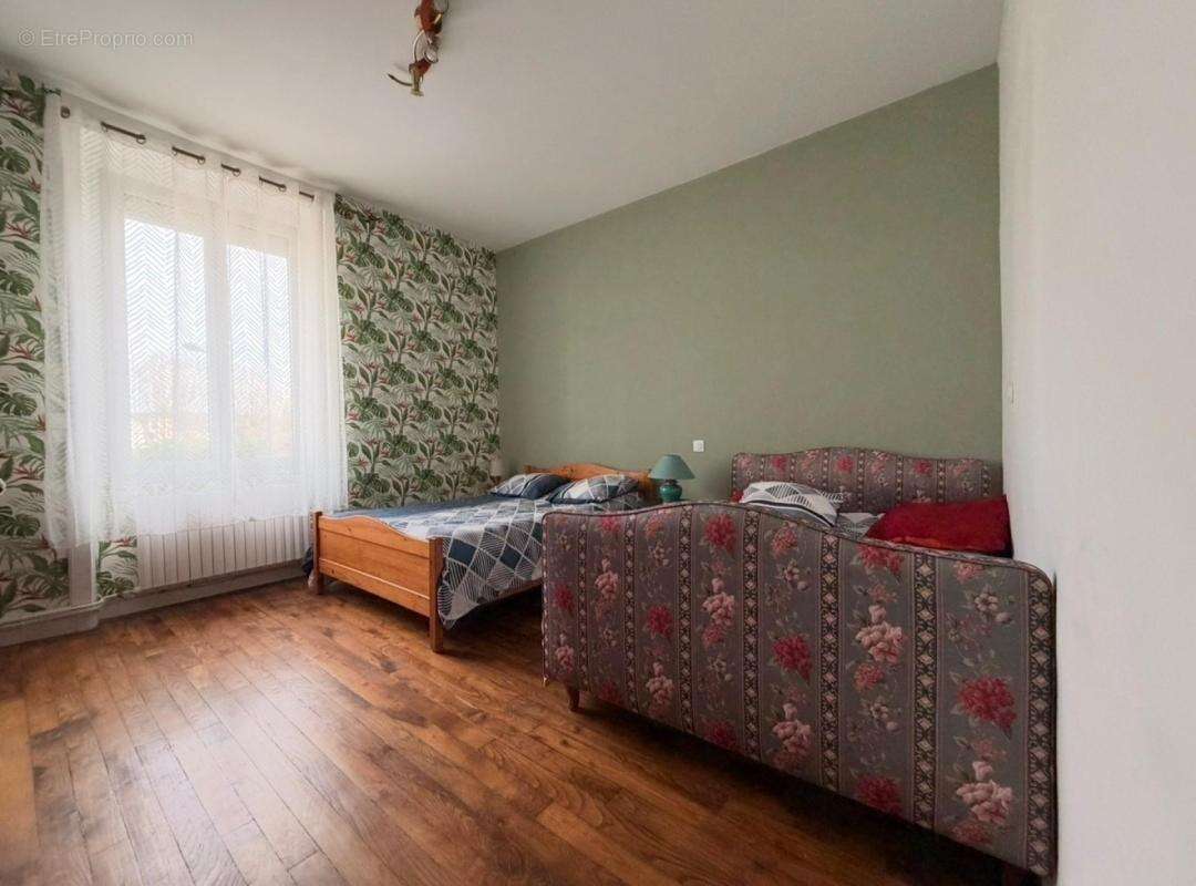 Maison à MALESTROIT