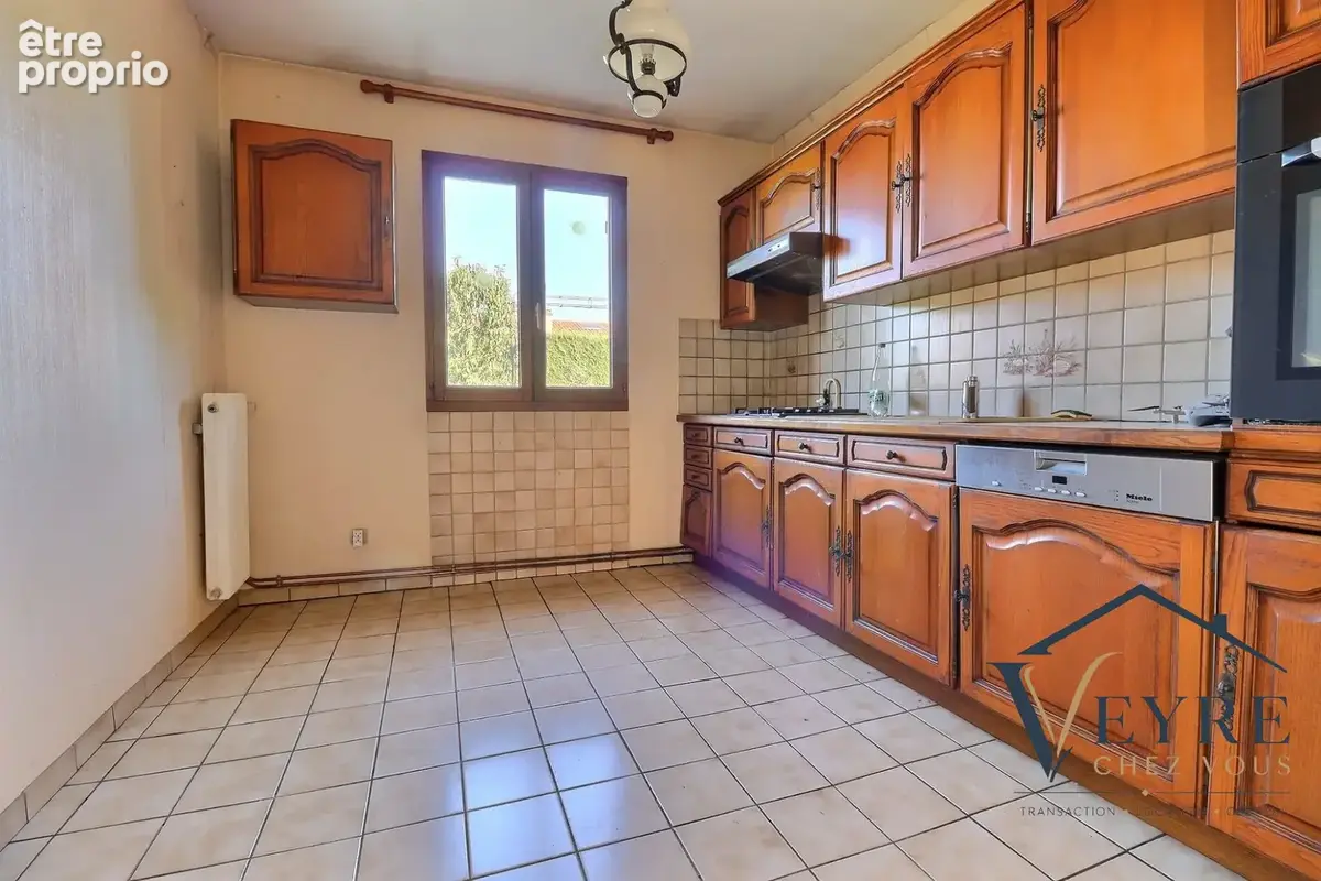 Maison 4 pièces 85 m² à vendre à Lezoux (63190) - photo 4