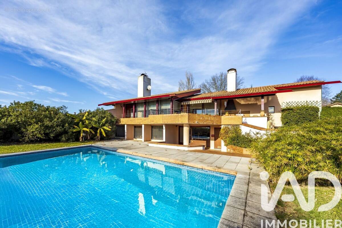 Photo 1 - Maison à PEYREHORADE