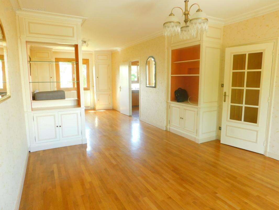 Maison à vendre 7 pièces FOUGERES (35) - photo 5