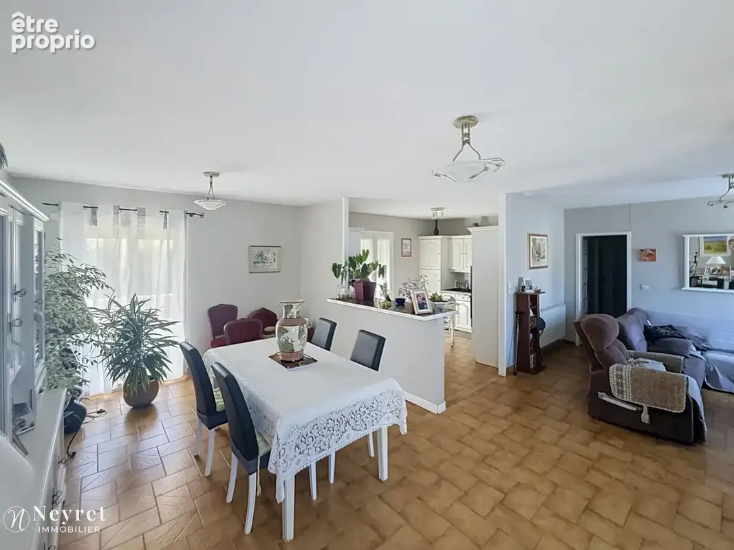Maison de plain-pied 86 m2   Mornant, secteur La Condamine   2 chambres, garage et extérieur aménagé - photo 3