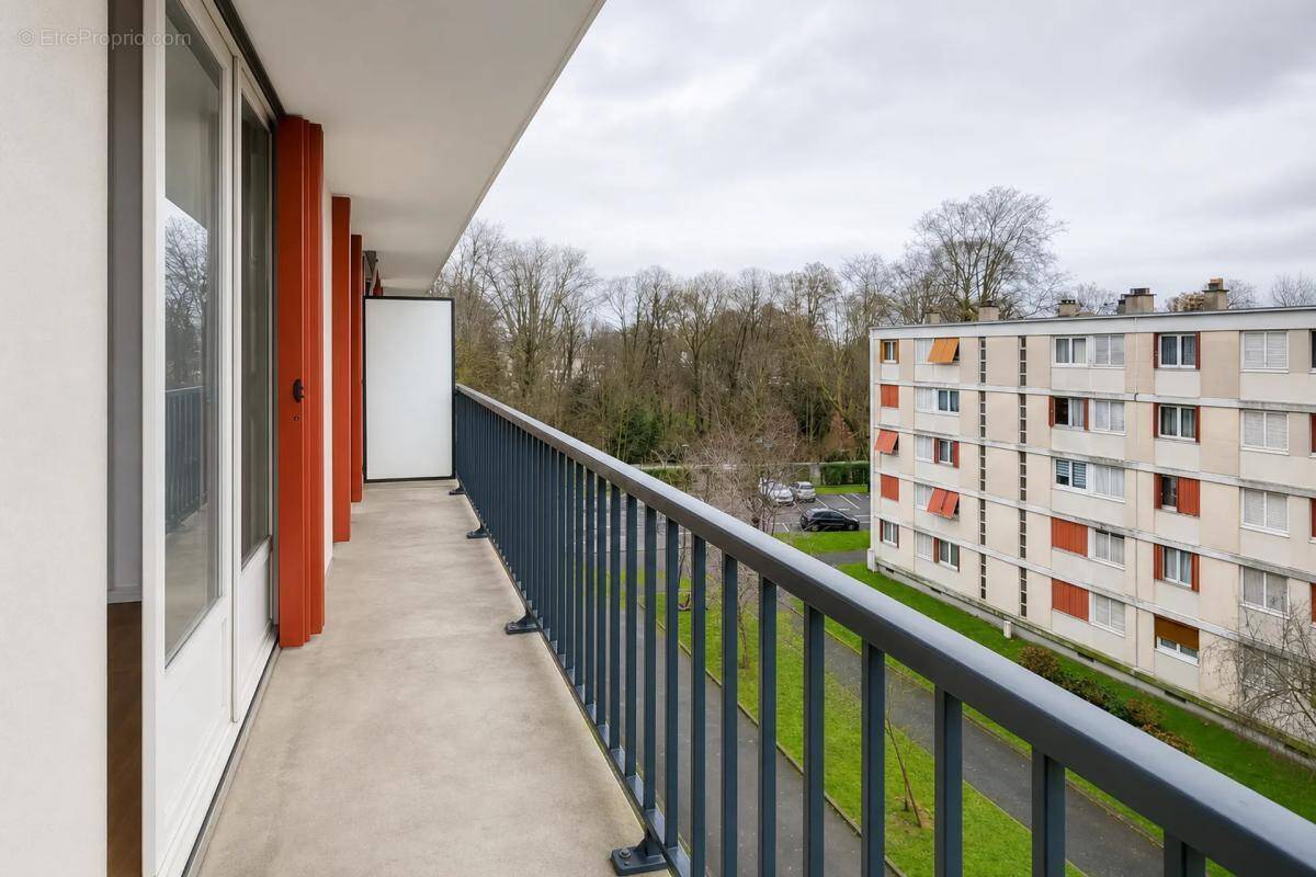Appartement à EPINAY-SUR-SEINE