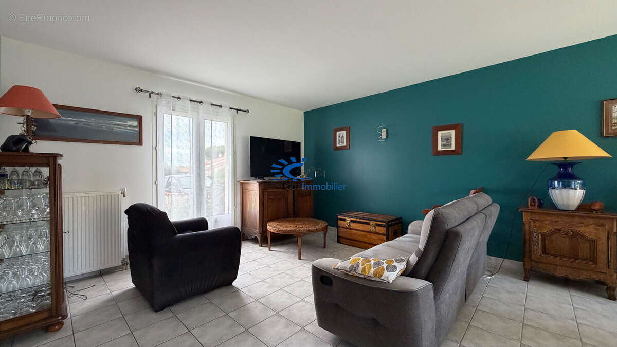 Maison à DOMPIERRE-SUR-MER