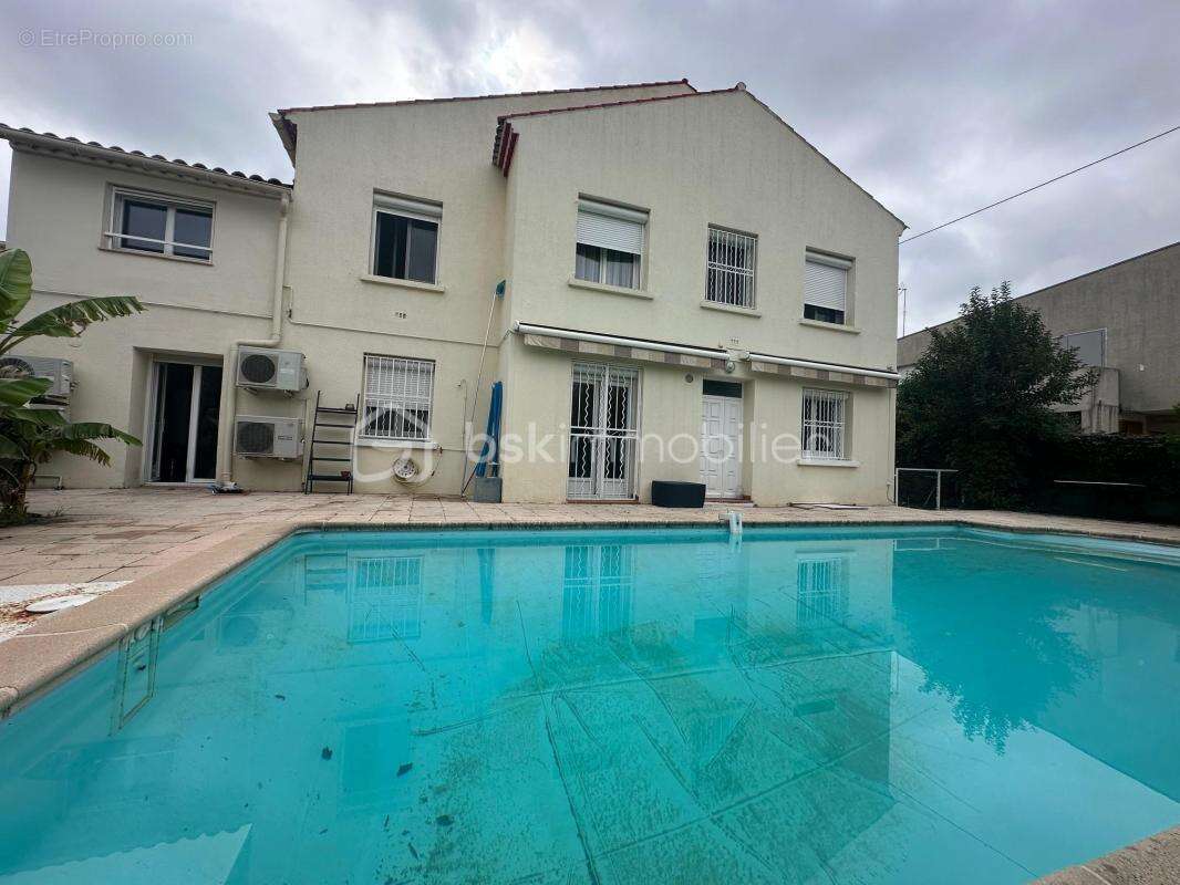 Appartement à NIMES