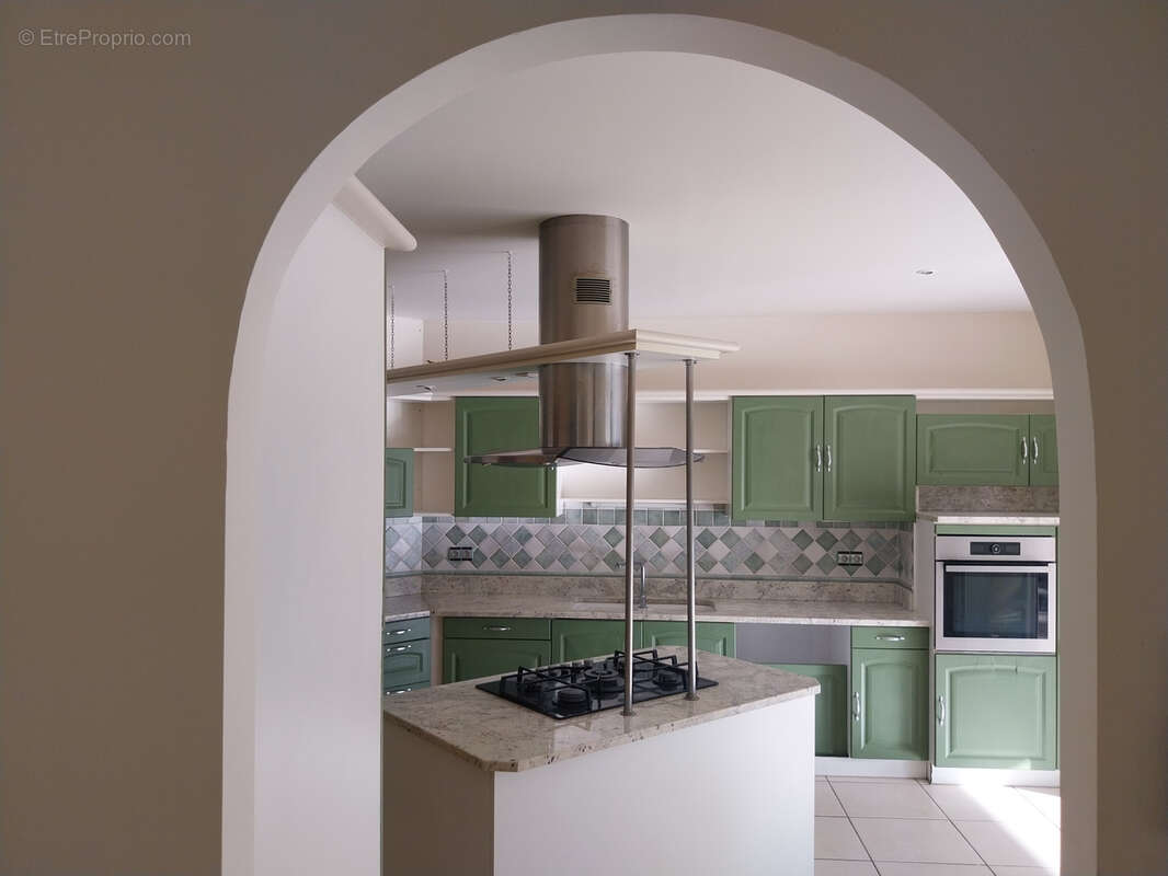 Maison à CASTRES-GIRONDE