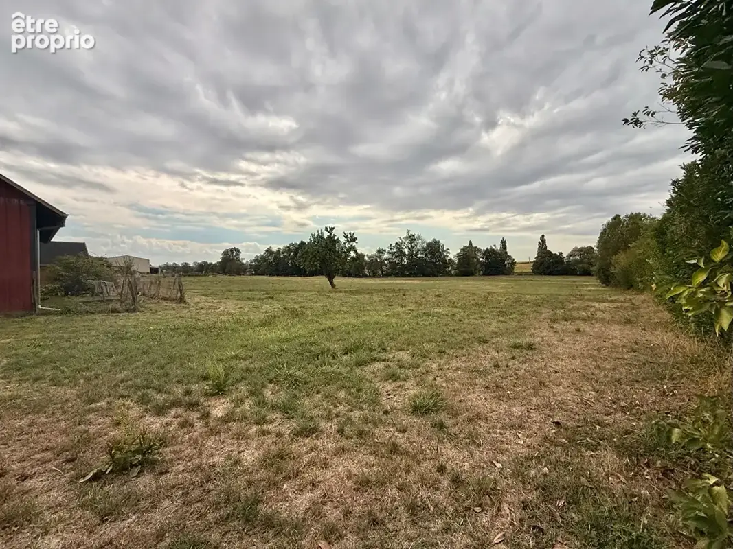 Jolie maison - secteur calme - gros potentiel - photo 4
