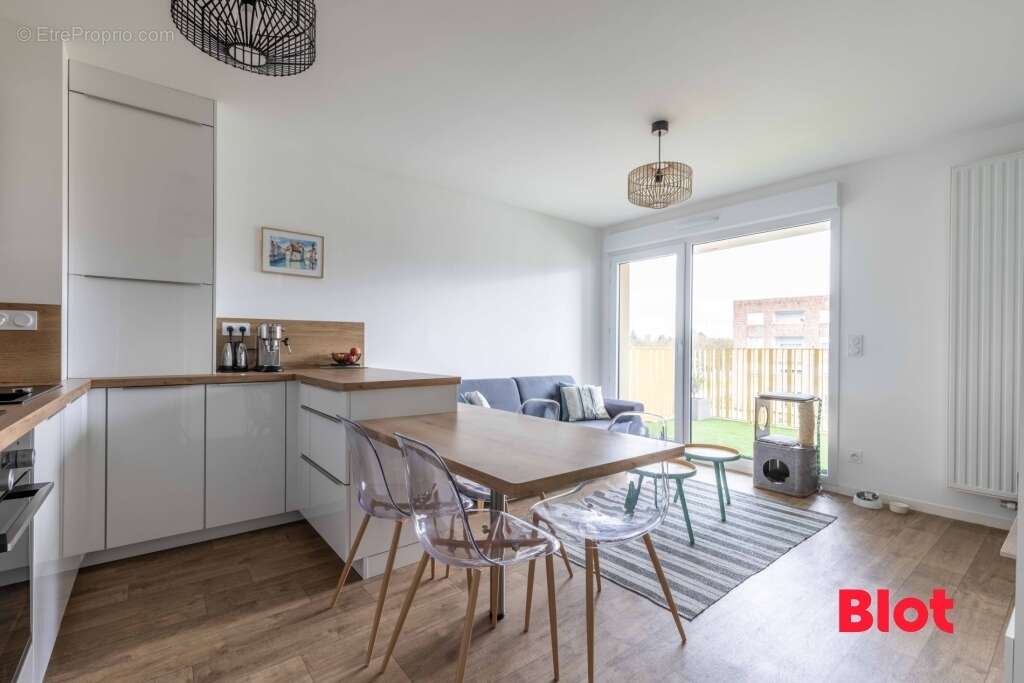 Appartement à LE RHEU