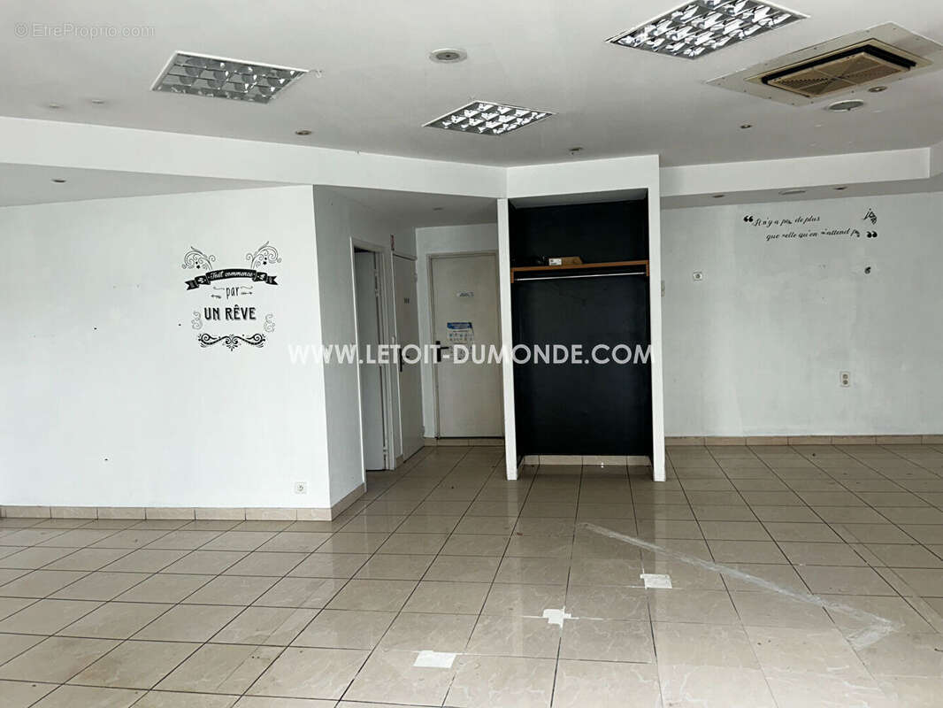 Commerce à COULOUNIEIX-CHAMIERS