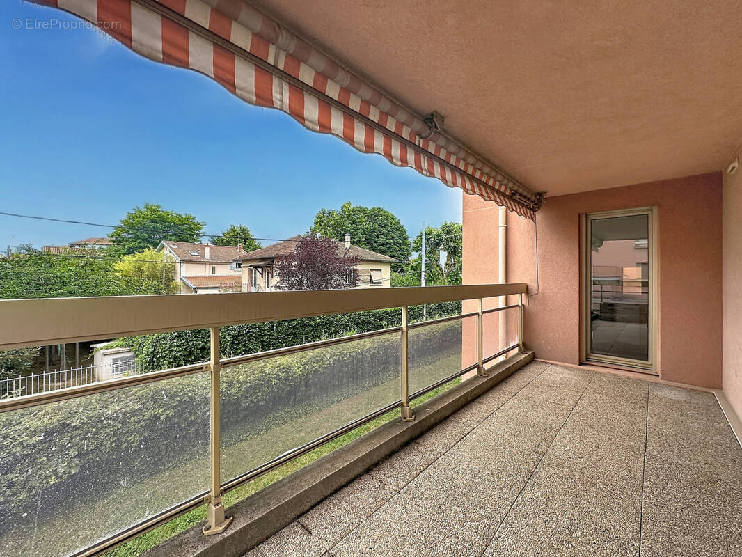 Appartement à LYON-5E