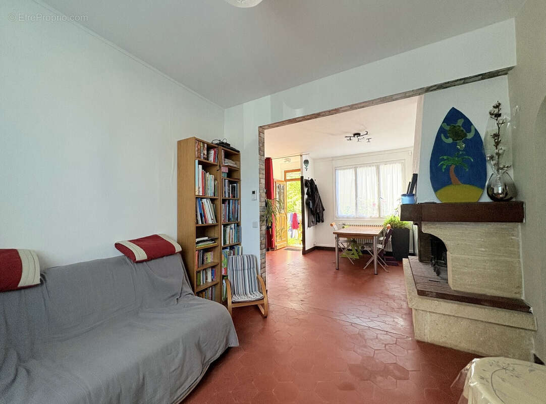 Maison à SAINT-CYR-L&#039;ECOLE