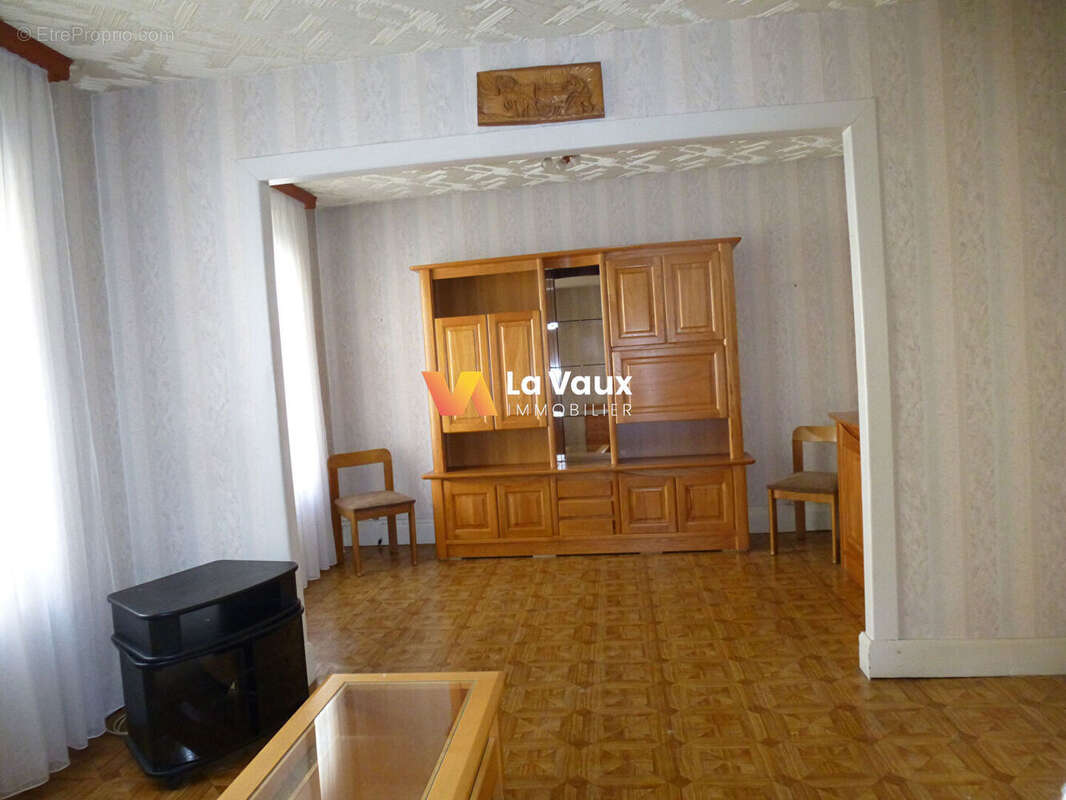 Maison à JARVILLE-LA-MALGRANGE