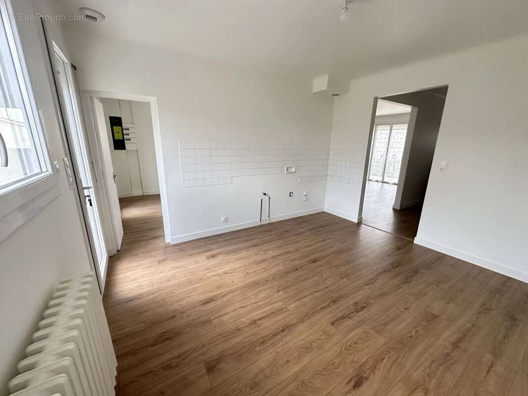 Maison à SAINT-CHRISTOPHE-DU-LIGNERON