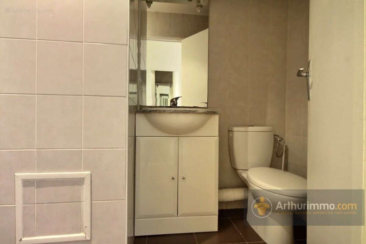 Appartement à CHARENTON-LE-PONT
