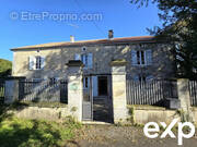 Maison à VILLETOUREIX