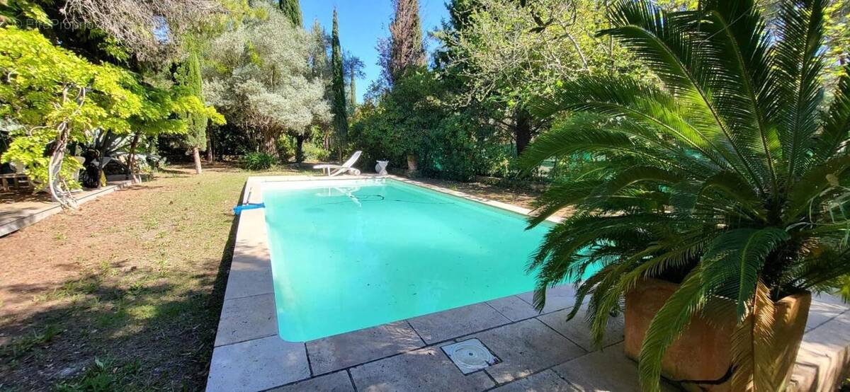 Maison à LEZIGNAN-CORBIERES