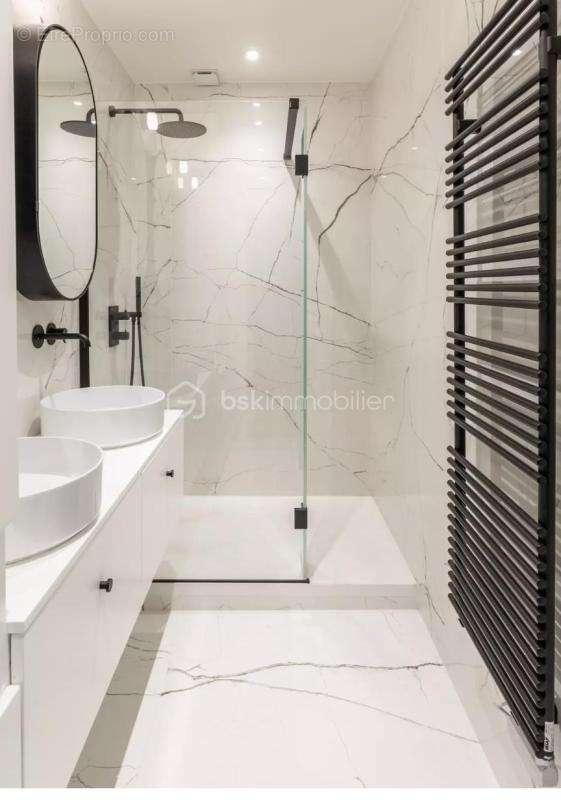 Appartement à ANNECY-LE-VIEUX