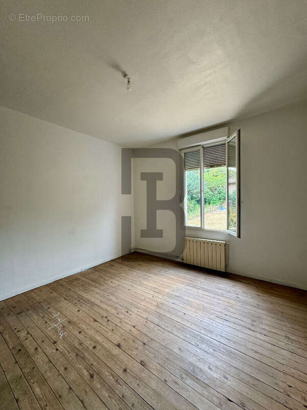Maison 76 m² à Trebes  - photo 9