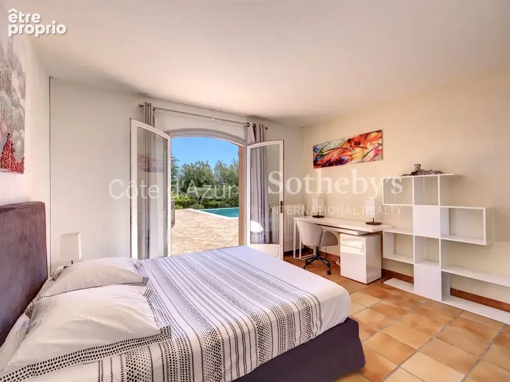 Villa provençale vue mer : terrain 1 500 m² avec piscine, secteur résidentiel proche plages Estérel - photo 13