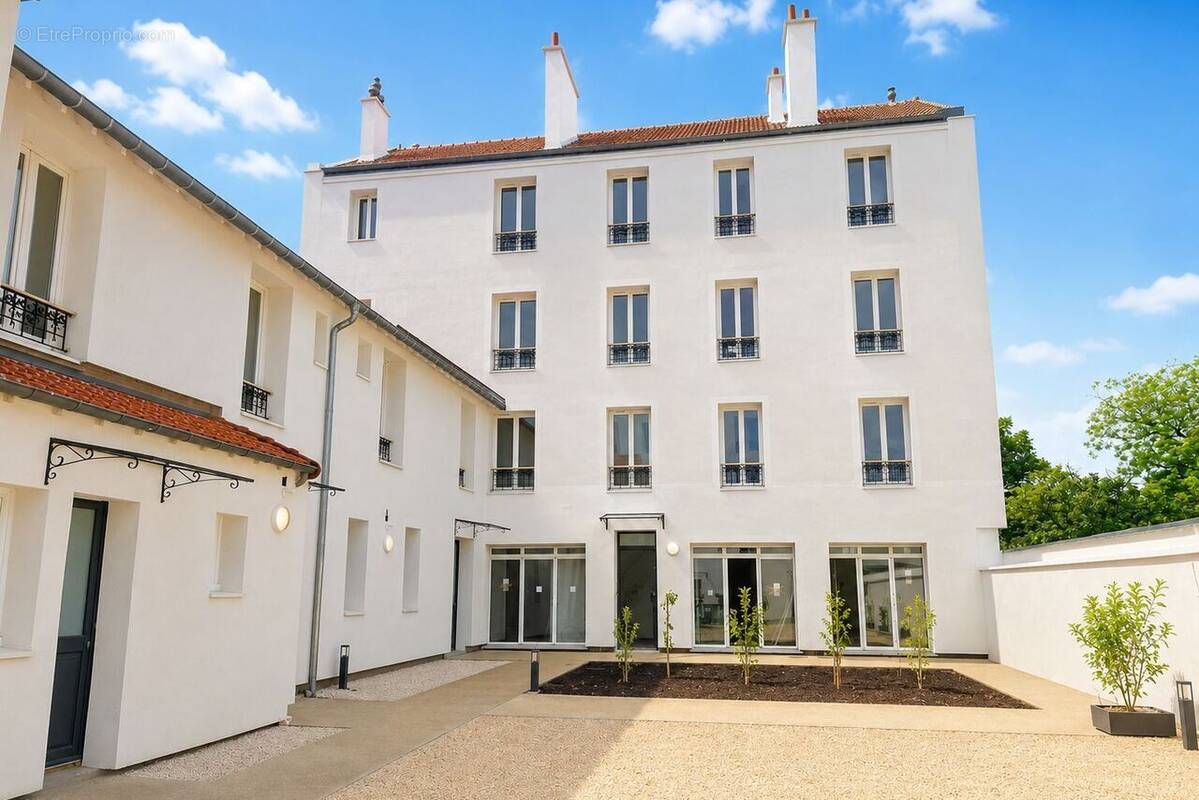 Appartement à SAINT-MAUR-DES-FOSSES