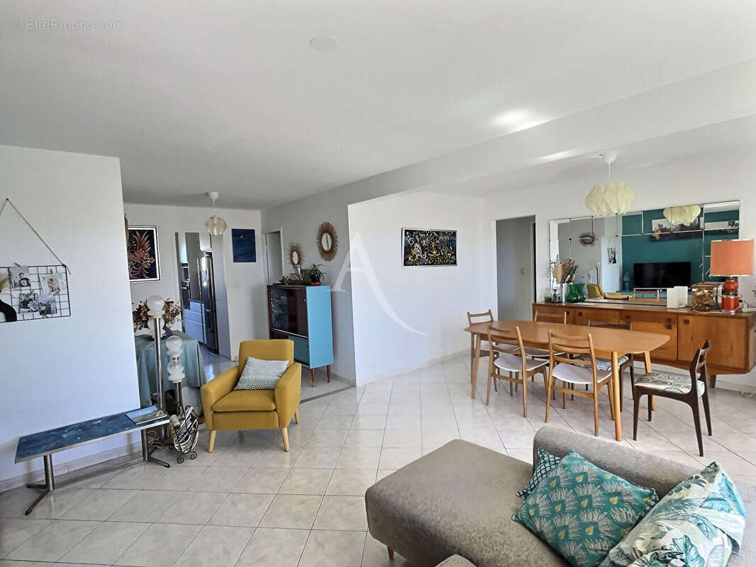 Appartement à MARSEILLE-12E