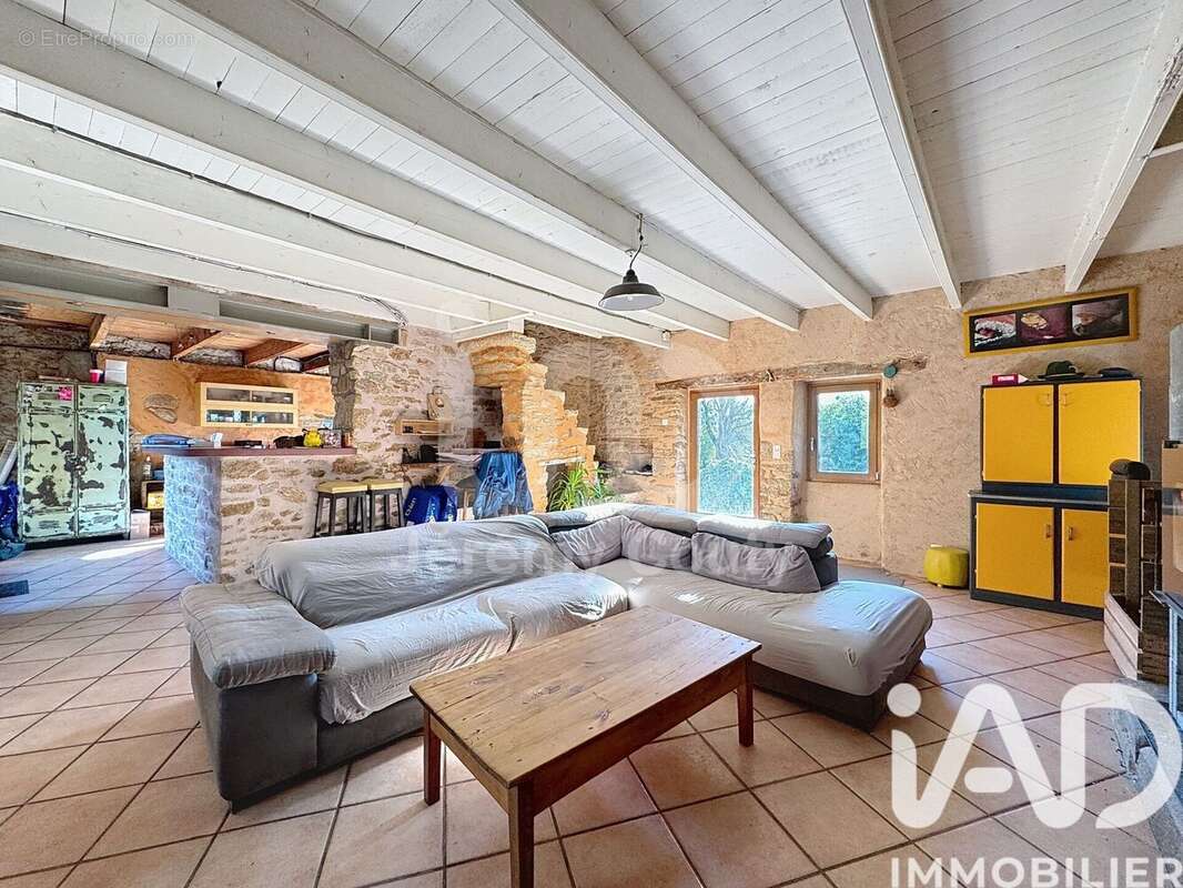 Photo 4 - Maison à CORDEMAIS