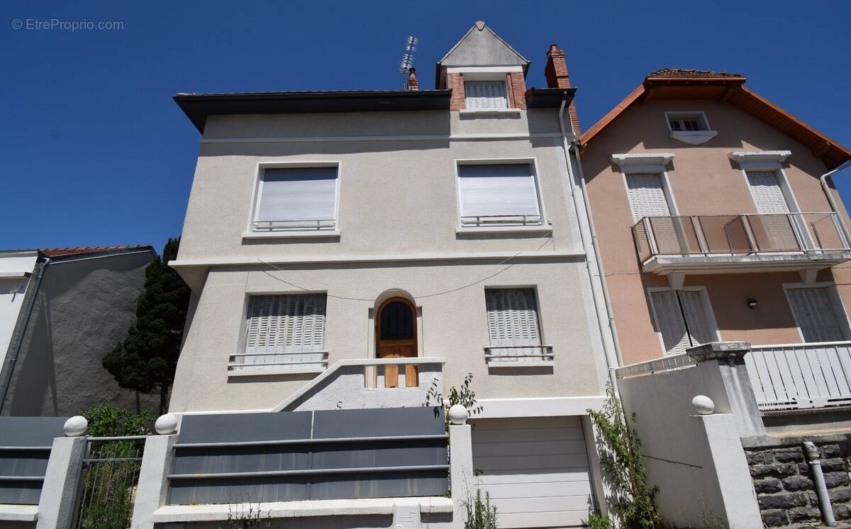 Maison à BELLERIVE-SUR-ALLIER