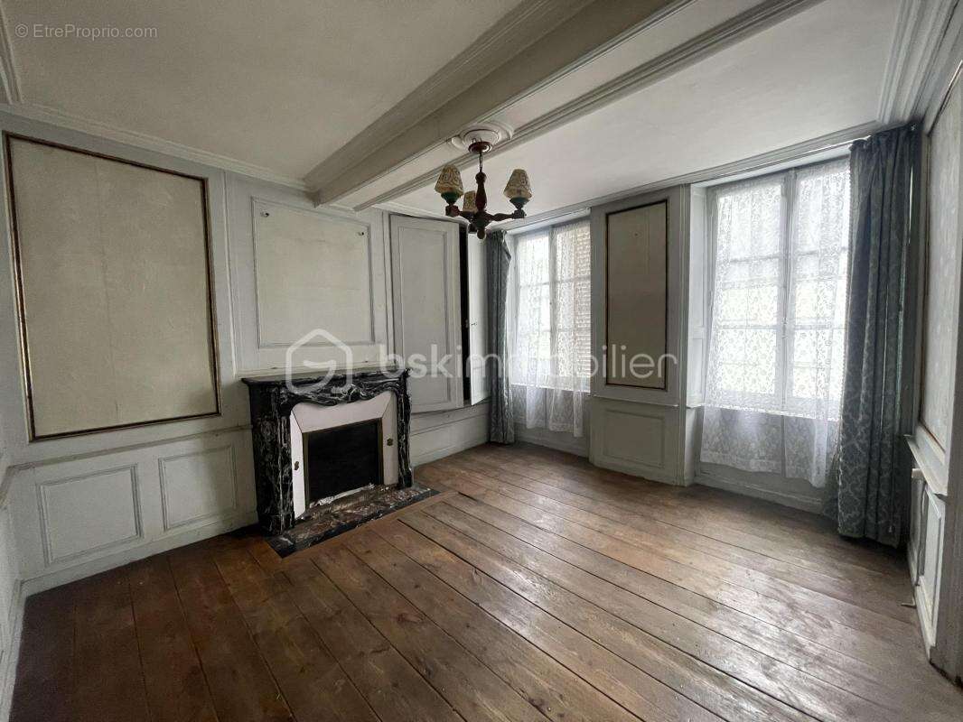 Maison à TESSY-SUR-VIRE