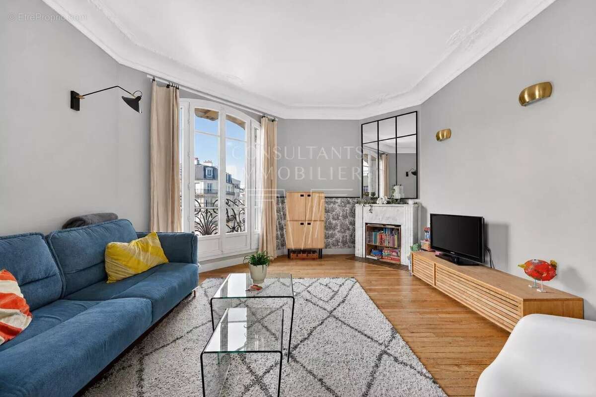 Appartement à LEVALLOIS-PERRET
