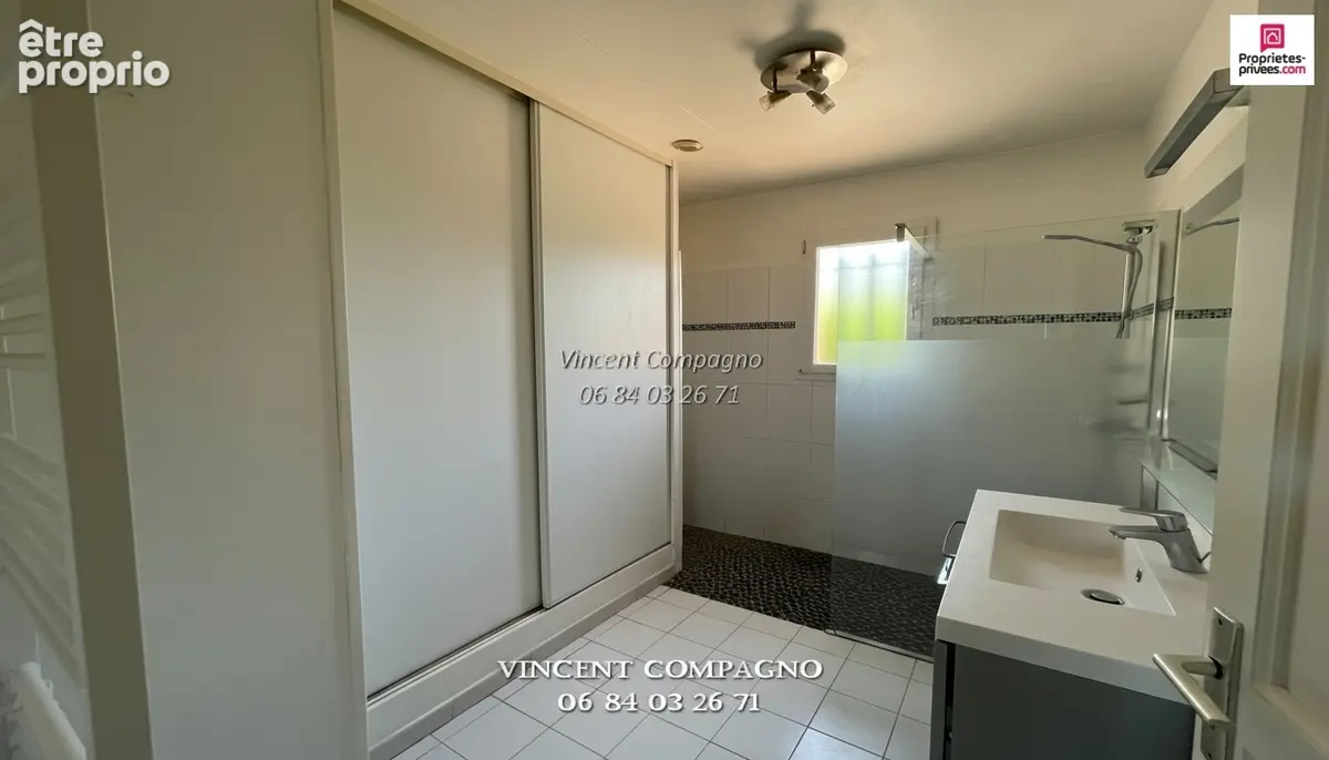 Maison plain-pied, piscine, studio indépendant et aperçu lac - photo 15