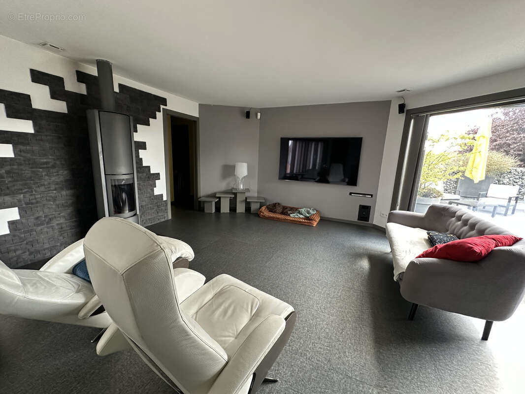 Appartement à MERIGNIES