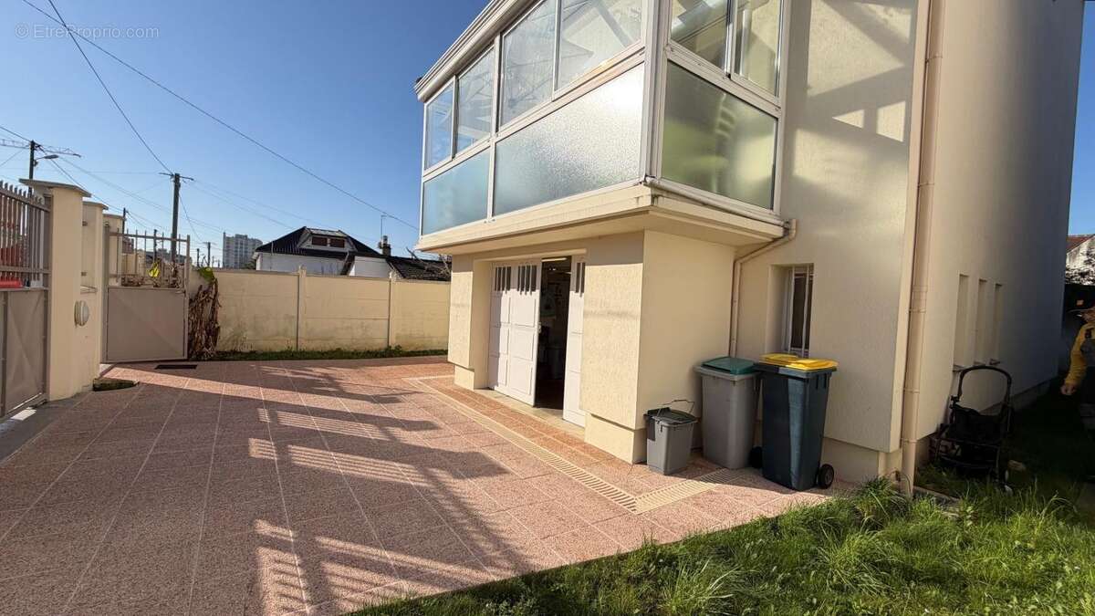 Maison à NEUILLY-PLAISANCE