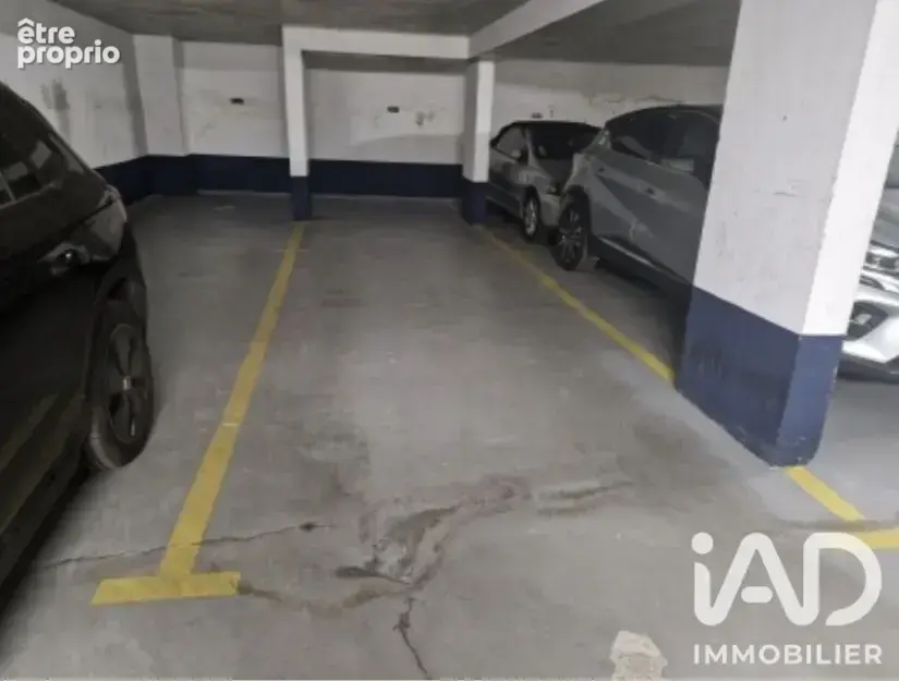 Photo 1 - Parking à CLAMART