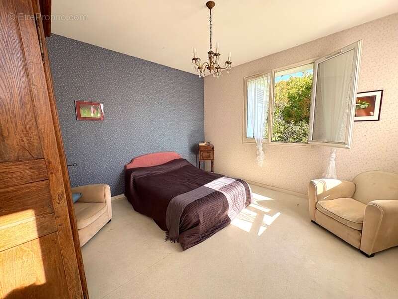 Maison à EUGENIE-LES-BAINS