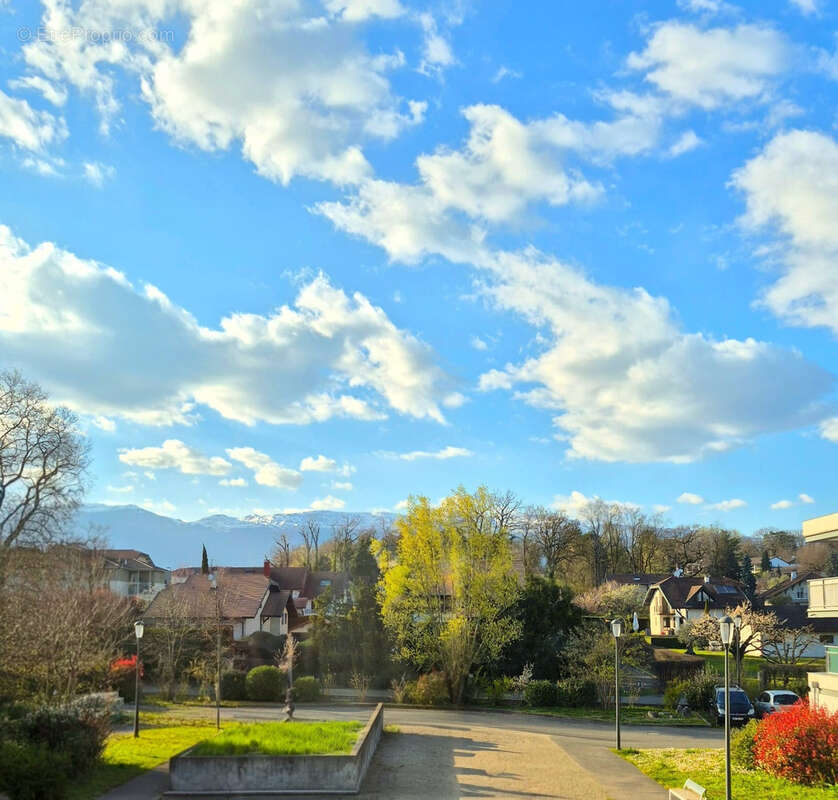 Appartement à PREVESSIN-MOENS