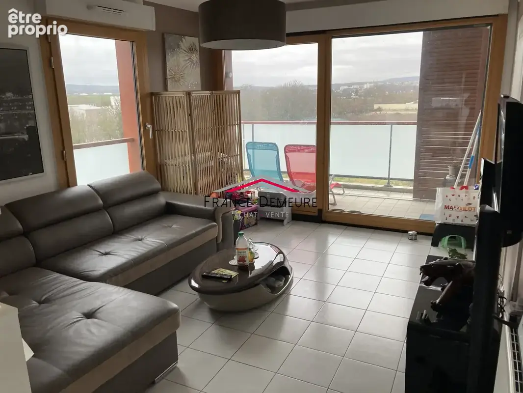 Appartement 40 m² à Saint-Ouen-L'aumone  - photo 2