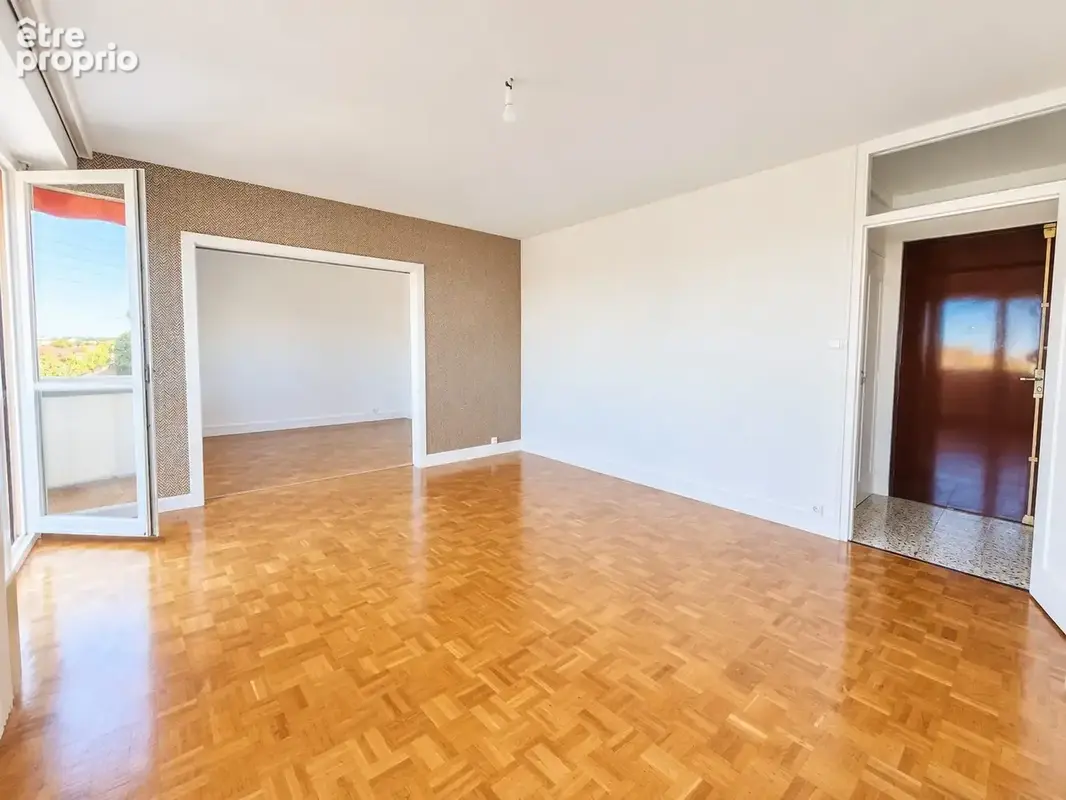 Appartement 4 pièces 96 m² à vendre à Montlucon (03100) - photo 3