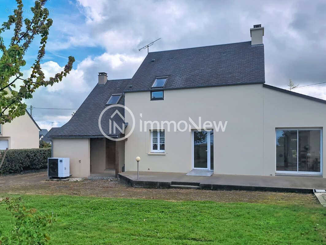 Maison à SAINT-AUBIN-DES-PREAUX