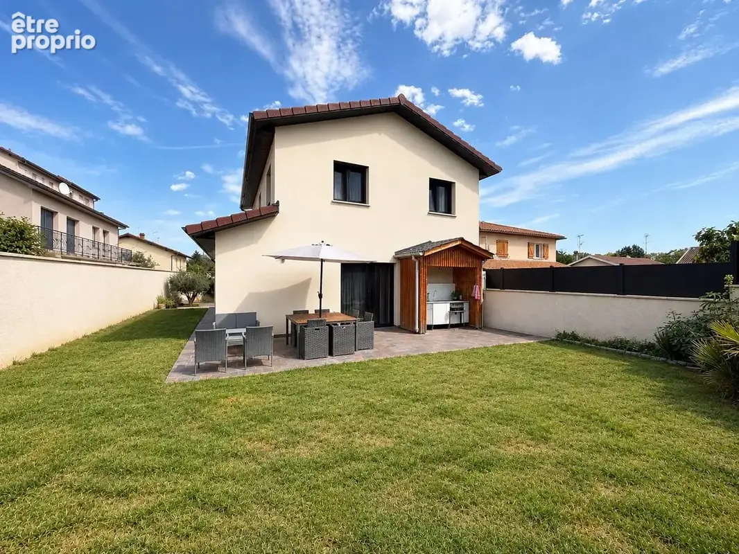 Photo Maison à Pont-De-Cheruy au prix de 389 000€