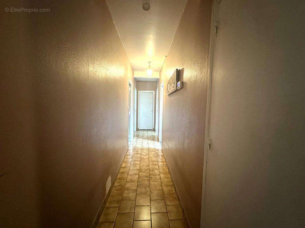 Maison à VICQ-SUR-NAHON