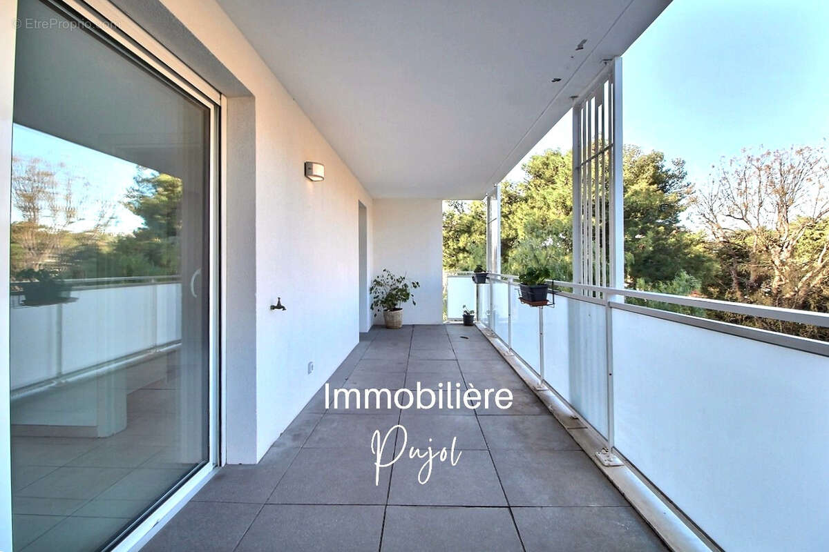 Appartement à MARSEILLE-8E