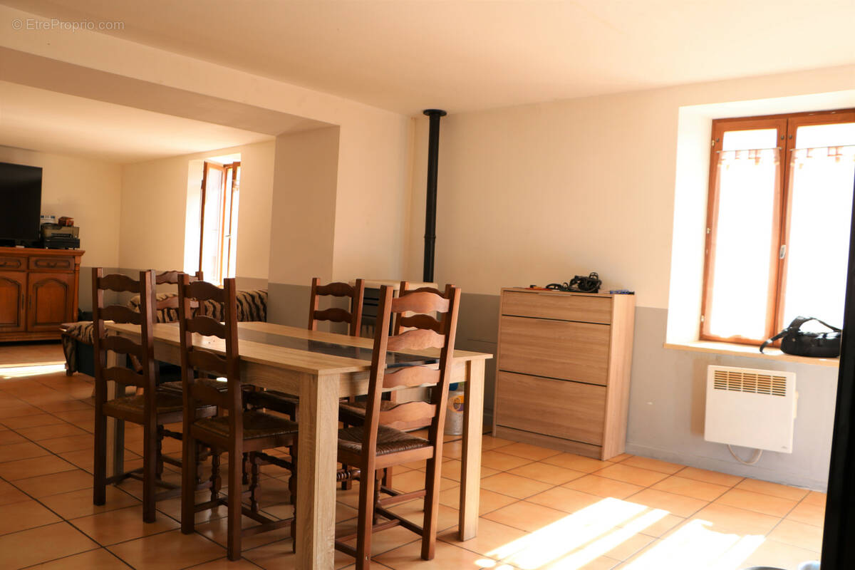 Maison à BREUVANNES-EN-BASSIGNY