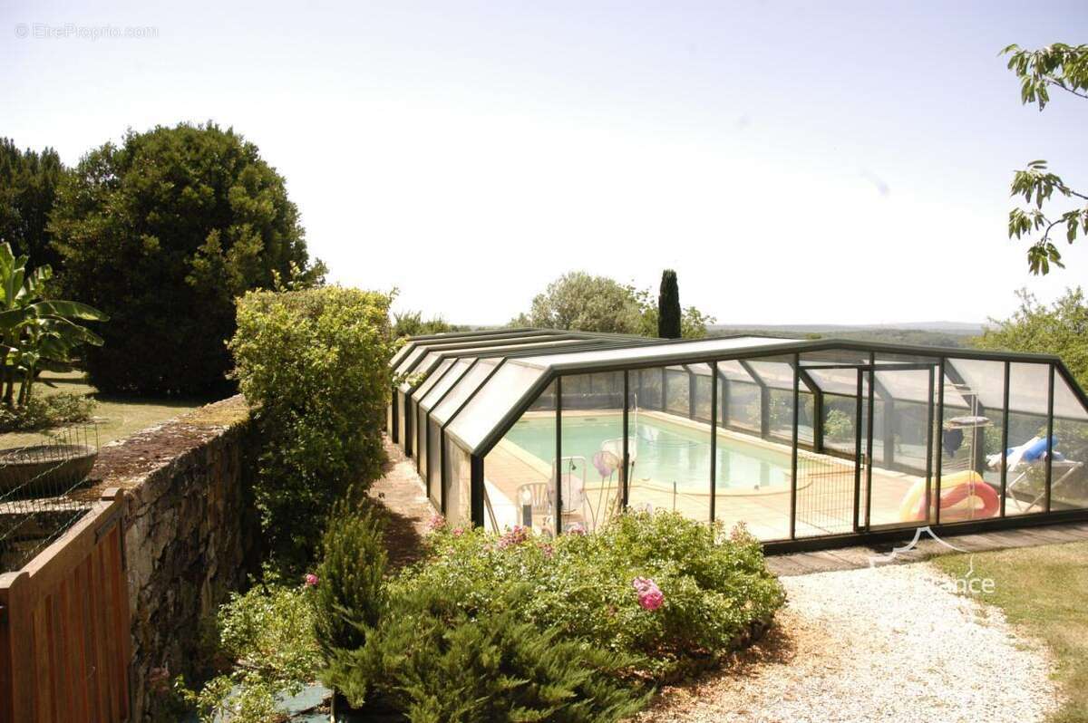 Château du XVIIe siècle avec maison d'amis, salle d'armes, t - photo 9