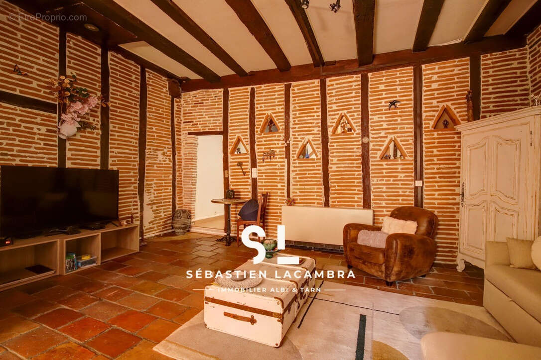 Maison à LISLE-SUR-TARN