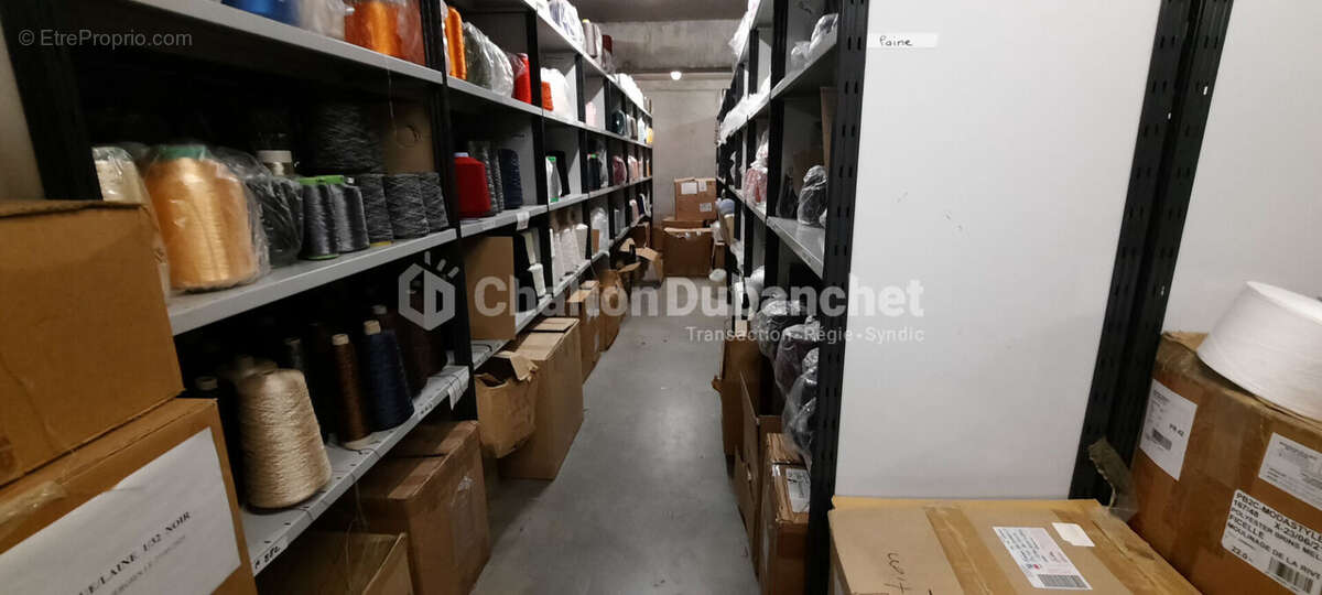 Commerce à FEURS